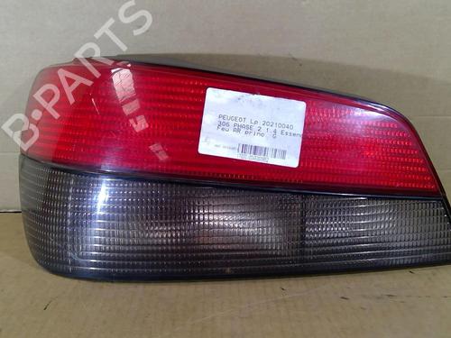 Used Left taillight PEUGEOT 306 Hatchback (7A, 7C, N3, N5) 1.4 (75 hp) 21702895