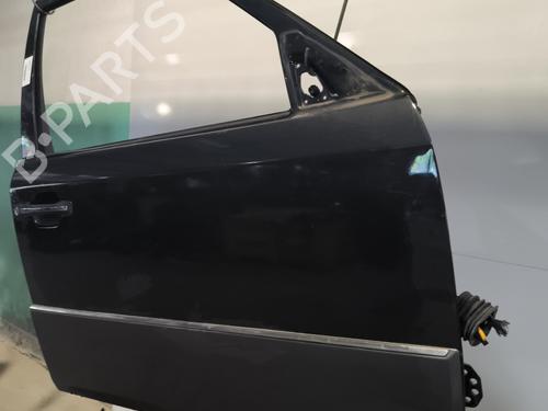 Right front door MERCEDES-BENZ 124 Saloon (W124) 300 D (124.130) | BP25624957C3