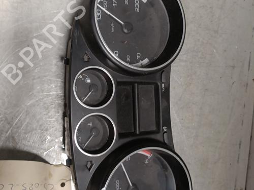 Used Instrument cluster Instrument cluster PEUGEOT 308 SW I (4E_, 4H_) 1.6 HDi (92 hp) 28173072 28173072