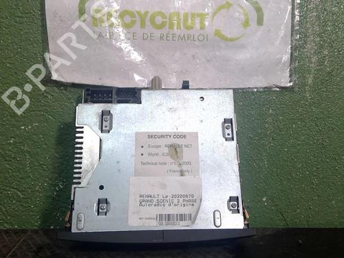 Used Radio Radio RENAULT GRAND SCÉNIC II (JM0/1_) 1.5 dCi (JM1E) (106 hp) 21716548 21716548