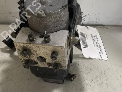 ABS Bremseaggregat TOYOTA YARIS (_P1_) 1.3 (SCP12_, SCP13_, SCP12R, SCP13R) (87 hp) 24346245