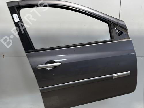 Used Right front door RENAULT CLIO III (BR0/1, CR0/1) 1.5 dCi (C/BR0G, C/BR1G) (68 hp) 26729397