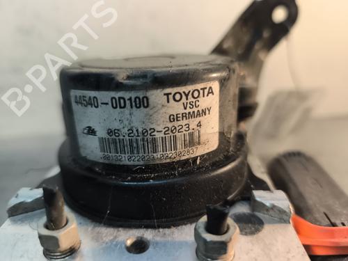 Used ABS pump ABS pump TOYOTA YARIS (_P13_) 1.3 (NSP130_, NSP130) (99 hp) 33870219 33870219