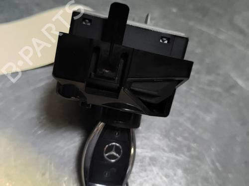 Used Ignition barrel MERCEDES-BENZ A-CLASS (W176) A 200 CDI / d (176.008) (136 hp) 28166023