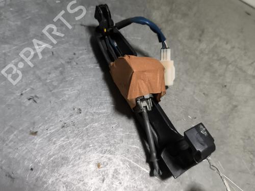 front-left-exterior-door-handle-toyota-auris-_e15_-2006-2007-2008-2009-2010-2011-2012-2013-28442526 main image