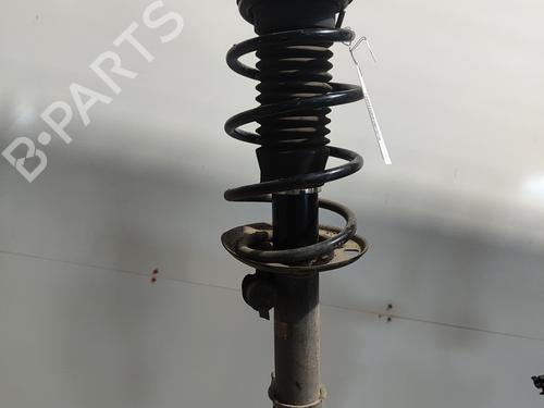 Used Right front shock absorber TOYOTA YARIS (_P13_) 1.4 D (NLP130_, NLP130) (90 hp) 25443861