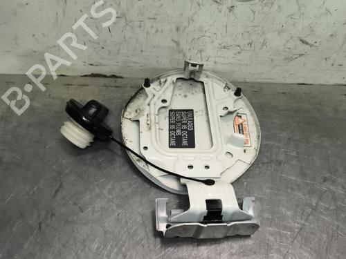 fuel-flap-nissan-note-e12-2012-32997321 main image
