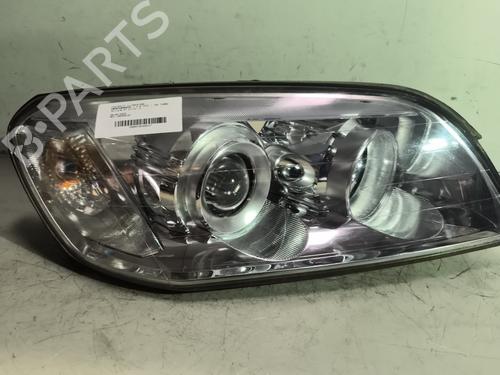 Used Right headlight Right headlight CHEVROLET CAPTIVA (C100, C140) 2.0 D (150 hp) 26947680 26947680