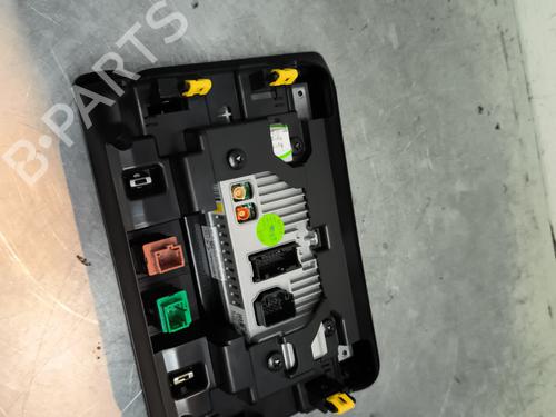 Used Radio Radio CITROËN C3 III (SX) 1.2 PureTech 82 (83 hp) 32994198 32994198