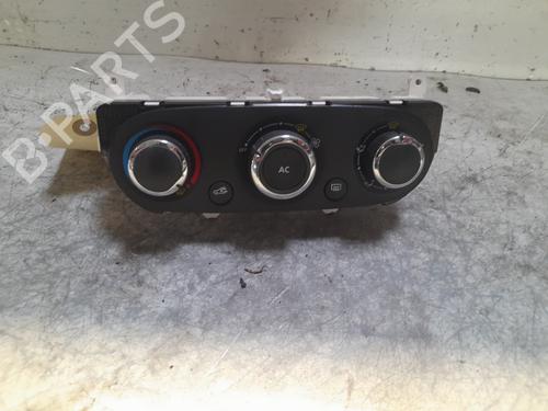Used Climate control RENAULT CLIO IV (BH_) 0.9 TCe 90 (BHNF, BHMA, BHMH, BHJK, BHJR) (90 hp) 22359282