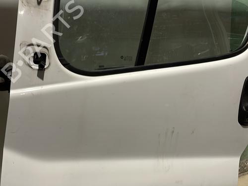 Left front door OPEL VIVARO A Van (X83) 1.9 DTI (F7) | BP23504199C2 