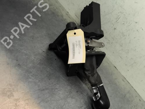Used Gear lever OPEL ZAFIRA / ZAFIRA FAMILY B (A05) 1.9 CDTI (M75) (150 hp) 31872103