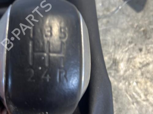 Used Gear lever PEUGEOT 208 I (CA_, CC_) 1.6 HDi (92 hp) 21704977