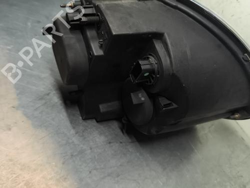 Used Right headlight Right headlight MINI MINI (R50, R53) One (90 hp) 32995510 32995510