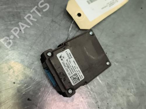 Camera DS DS 7 Crossback (J4_, JR_, JC_) 2.0 BlueHDi 180 (JJEHZR) | BP30553192E14