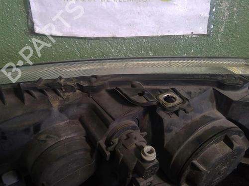 Højre forlygte RENAULT MEGANE II (BM0/1_, CM0/1_) 1.6 16V (BM0C, CM0C) (113 hp) 21724905