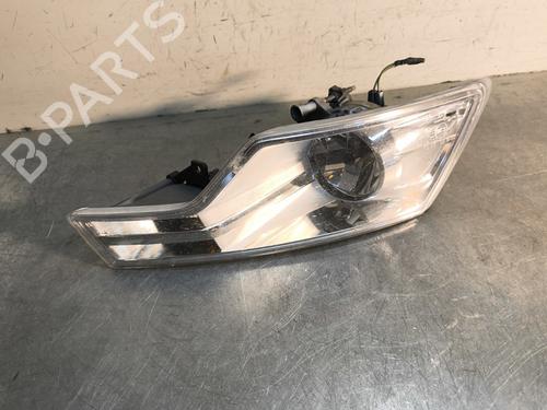 right-front-fog-light-citroen-c5-iii-break-rw_-2008-2009-2010-2011-2012-2013-2014-2015-2016-2017-30357505 main image