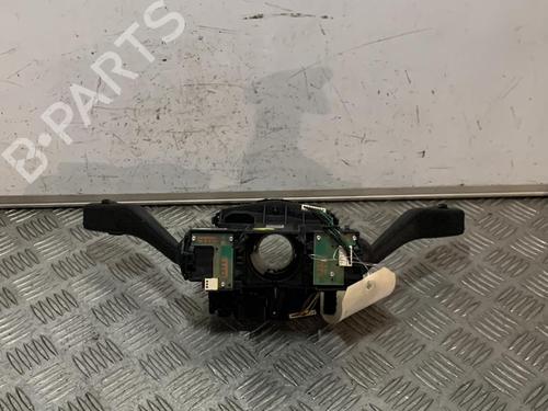Used Steering column stalk VW GOLF VI (5K1) 1.6 TDI (90 hp) 21706705