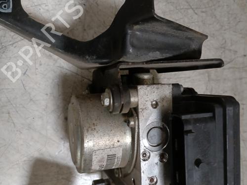 Used ABS pump NISSAN JUKE (F15) 1.6 (117 hp) 26028156