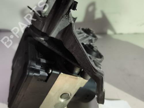 Used ABS pump ABS pump MERCEDES-BENZ C-CLASS T-Model (S204) C 250 CDI 4-matic (204.282) (204 hp) 23823026 23823026