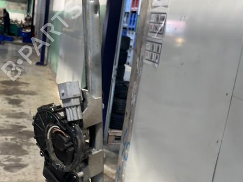 Used Front wiper motor Front wiper motor CHEVROLET AVEO / KALOS Hatchback (T250, T255) 1.2 (84 hp) 28302562 28302562