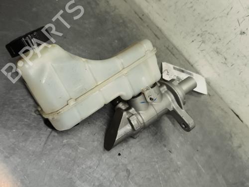 brake-master-cylinder-renault-megane-iv-hatchback-b9amn_-2015-32994158 main image