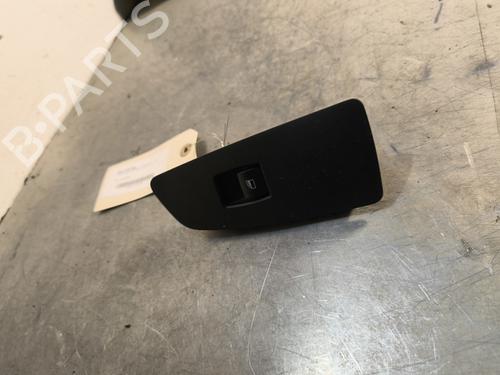 Used Right front window switch BMW 1 (E87) 116 d (116 hp) 29980146