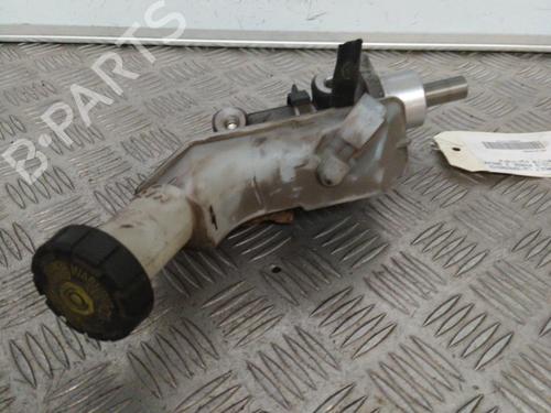 Hovedbremsecylinder RENAULT CLIO III Grandtour (KR0/1_) 1.5 dCi (KR0G) (68 hp) 21723479