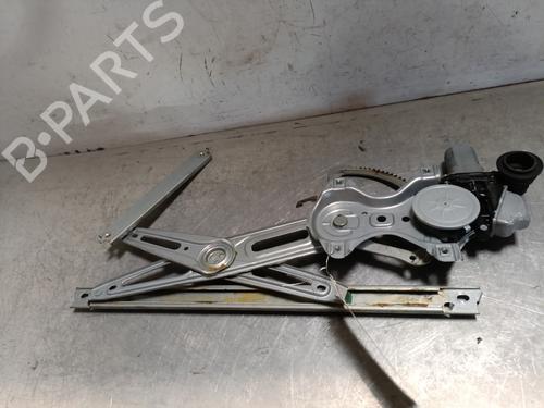 Used Front left window mechanism TOYOTA YARIS (_P13_) 1.0 (KSP130_, KSP130) (69 hp) 28165746