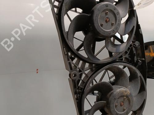 Used Radiator fan Radiator fan MERCEDES-BENZ VITO Bus (W639) 122 CDI (639.701, 639.703, 639.705) (224 hp) 25985841 25985841