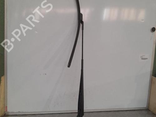 Used Front windshield wiper arm CITROËN JUMPER II Van 2.0 BlueHDi 130 (130 hp) 21695477