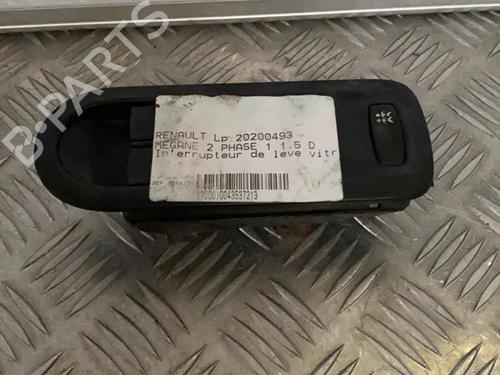 Used Switch RENAULT MEGANE II (BM0/1_, CM0/1_) 1.5 dCi (BM0F, BM0T, BM2B, CM0F, CM0T) (82 hp) 21703249