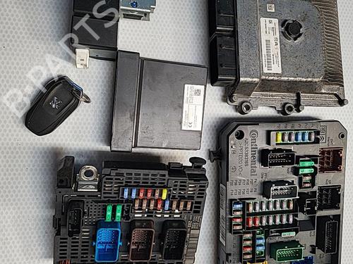 Electronic module PEUGEOT 308 II (LB_, LP_, LW_, LH_, L3_) 1.2 THP 130 | BP21700857M83 