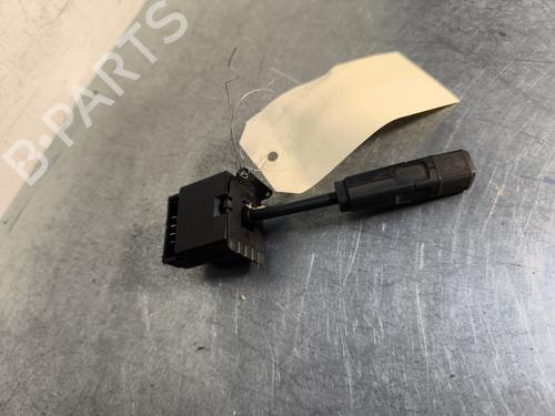 Used Steering column stalk RENAULT SUPER 5 (B/C40_) 1.6 D (B/C/404) (55 hp) 29733202