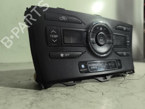 climate-control-toyota-auris-_e15_-2006-2007-2008-2009-2010-2011-2012-2013-26729073 main image