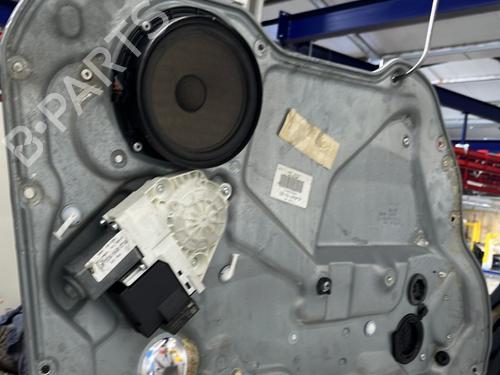 Rudehejsemekanisme ventre foran SEAT CORDOBA (6L2) 1.9 TDI | BP22033302C22 