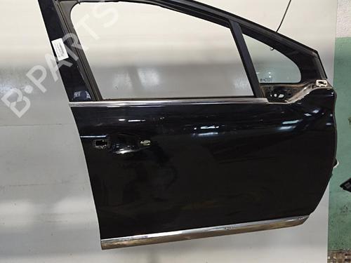 right-front-door-peugeot-2008-i-cu_-2013-38533023 main image