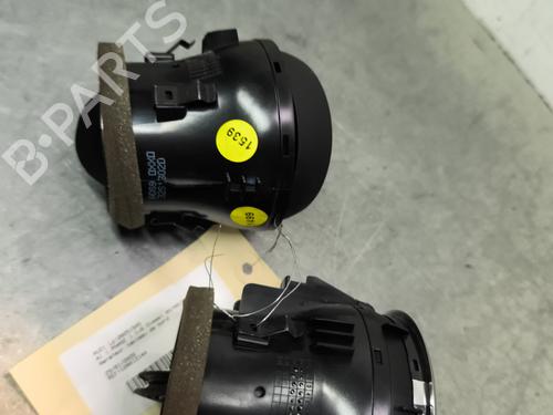 Used Air vent Air vent AUDI A1 (8X1, 8XK) 1.6 TDI (90 hp) 33870265 33870265
