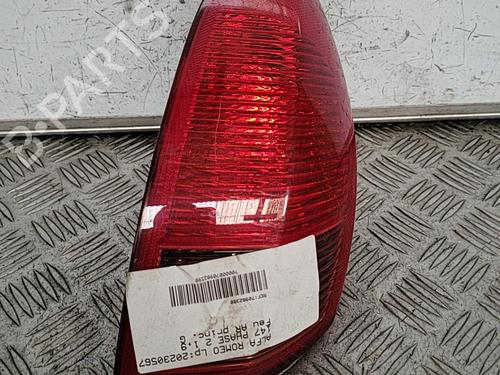 Used Left taillight ALFA ROMEO 147 (937_) 1.9 JTD (937.AXD1A, 937.BXD1A, 937.AXV1A, 937.BXB1A,... (115 hp) 21718978