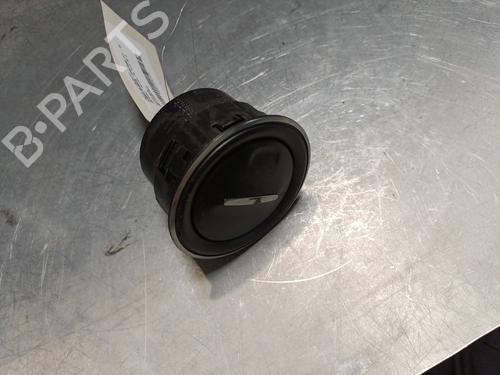 Used Air vent DACIA DUSTER (HM_) 1.5 dCi 115 4x4 (HMAD) (116 hp) 28077928