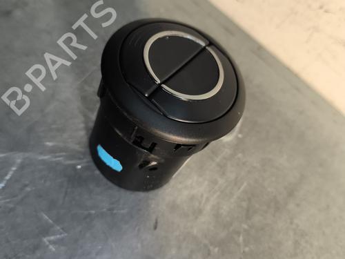 Used Air vent ALFA ROMEO MITO (955_) 1.3 MultiJet (955AXP1A, 955AYC1A) (95 hp) 29733580