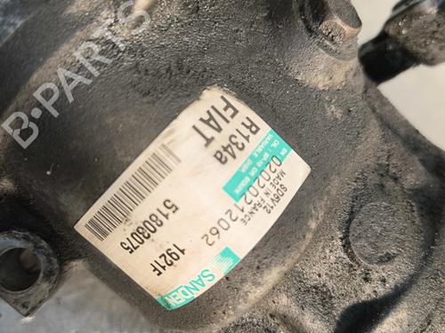 Used AC compressor AC compressor ALFA ROMEO MITO (955_) 1.3 MultiJet (955AXP1A, 955AYC1A) (95 hp) 30110327 30110327