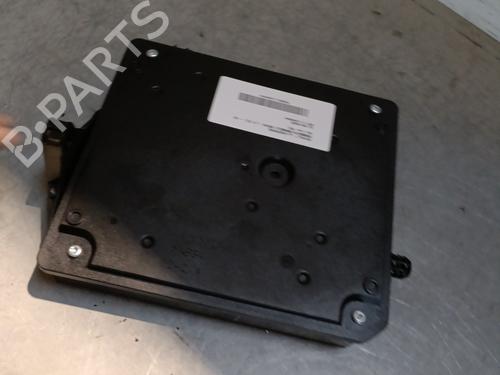 Boîte à Fusibles RENAULT MEGANE III Grandtour (KZ0/1) 1.9 dCi (KZ0J, KZ0N, KZ1S) (131 hp) 28443690