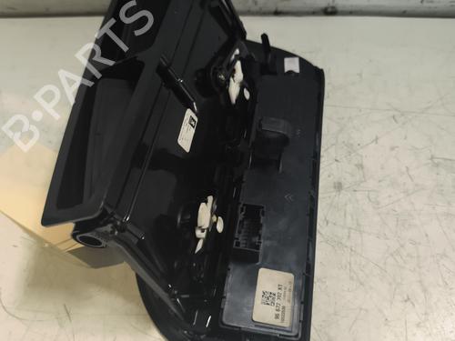 Air vent PEUGEOT 5008 (0U_, 0E_) 1.6 HDi | BP24983769I21