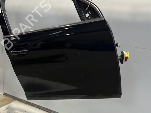 Right front door PEUGEOT 308 II (LB_, LP_, LW_, LH_, L3_) 1.6 HDi / BlueHDi 115 | BP26177315C3