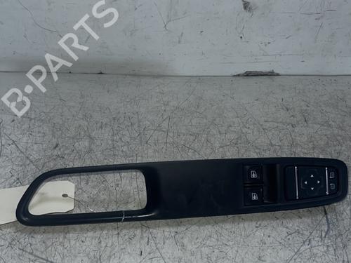 Used Left front window switch RENAULT CLIO IV (BH_) 1.5 dCi 90 (90 hp) 26028458