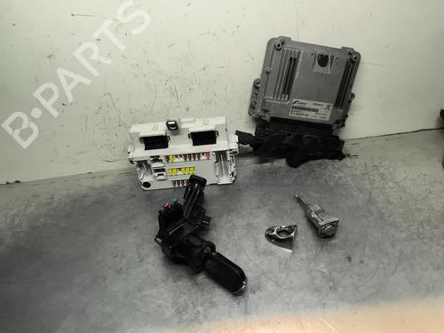 Used Electronic module FIAT 500L (351_, 352_) 1.6 D Multijet (199LYD1B) (105 hp) 31363744