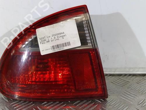 Used Left taillight SEAT LEON (1M1) 1.9 TDI (110 hp) 21715928