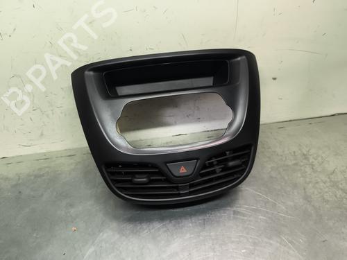 Used Air vent OPEL KARL (C16) 1.0 (75 hp) 30646875
