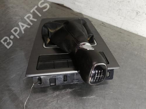 Used Gear lever SKODA OCTAVIA III (5E3, NL3, NR3) 1.0 TSI (115 hp) 29384288